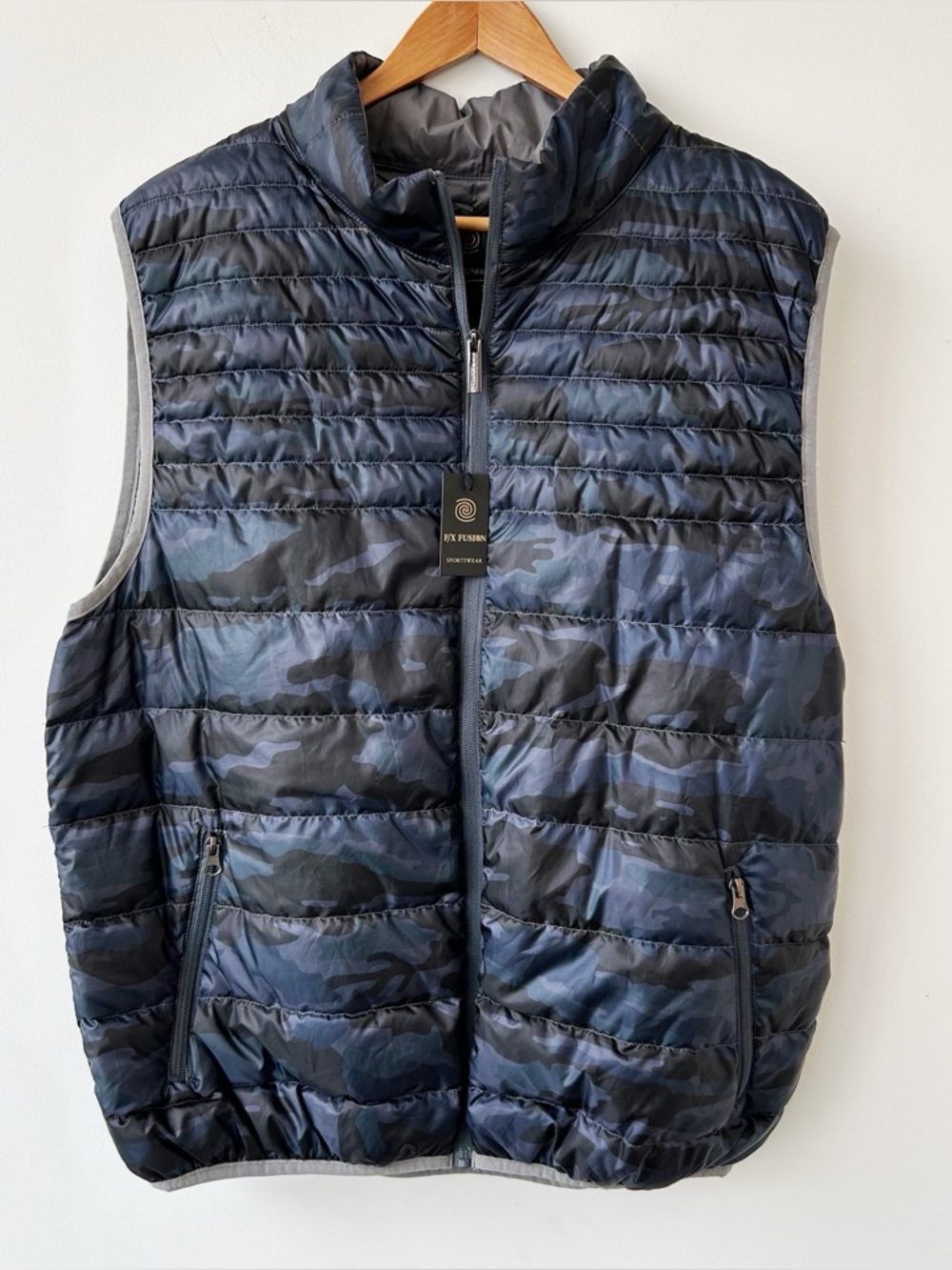 NWT FX Fusion • Navy Camouflage Packable Vest